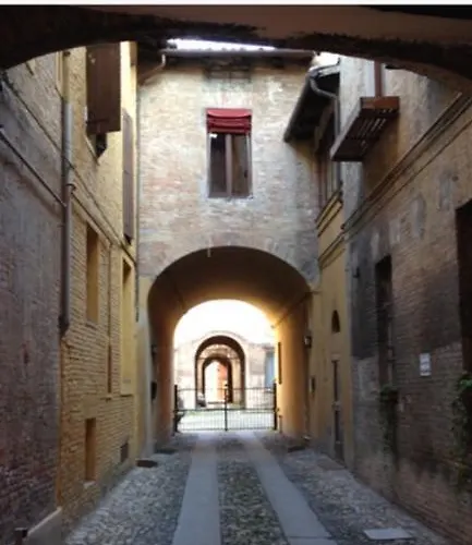 In Un Borgo Nel Centro Storico Apartman *